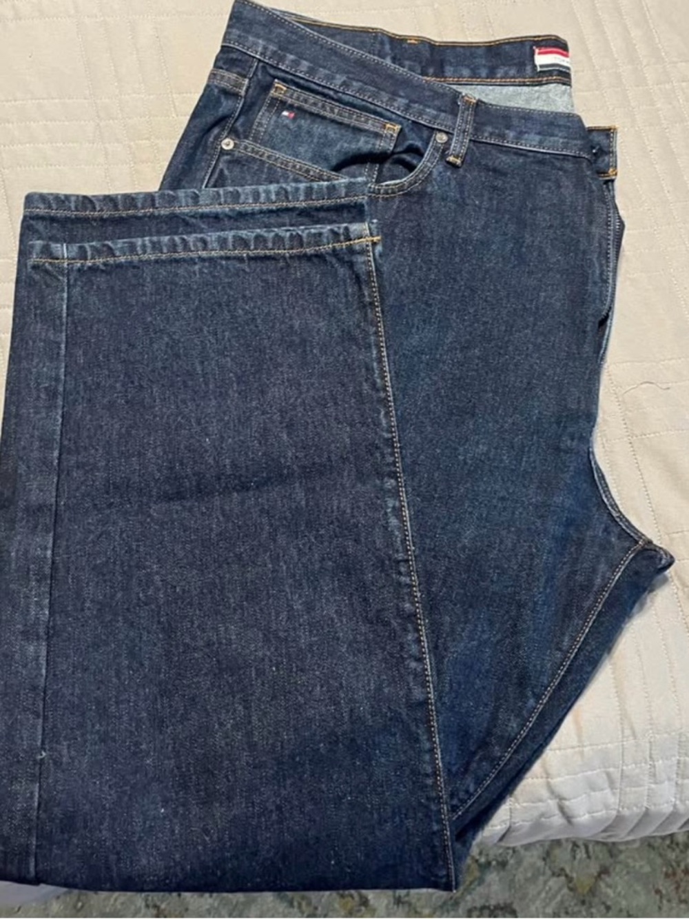 Tommy Hilfiger Men's Indigo Relaxed Straight Jeans